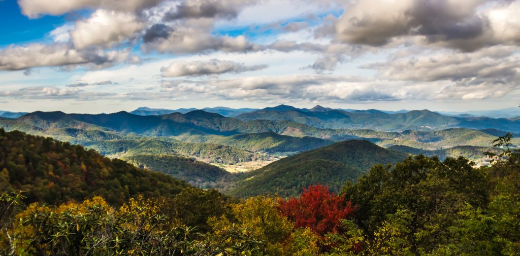 Best Solo Trips For Women In the US, Best Places to Solo Travel Female US